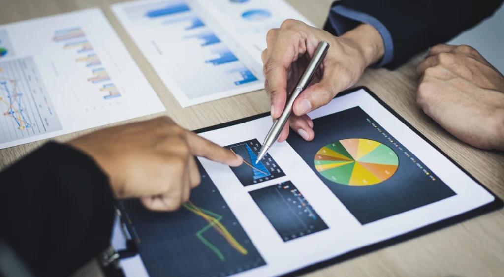 Employees often struggle with the PF withdrawal process due to incomplete documents or KYC mismatches. Here’s how AHS simplifies it: